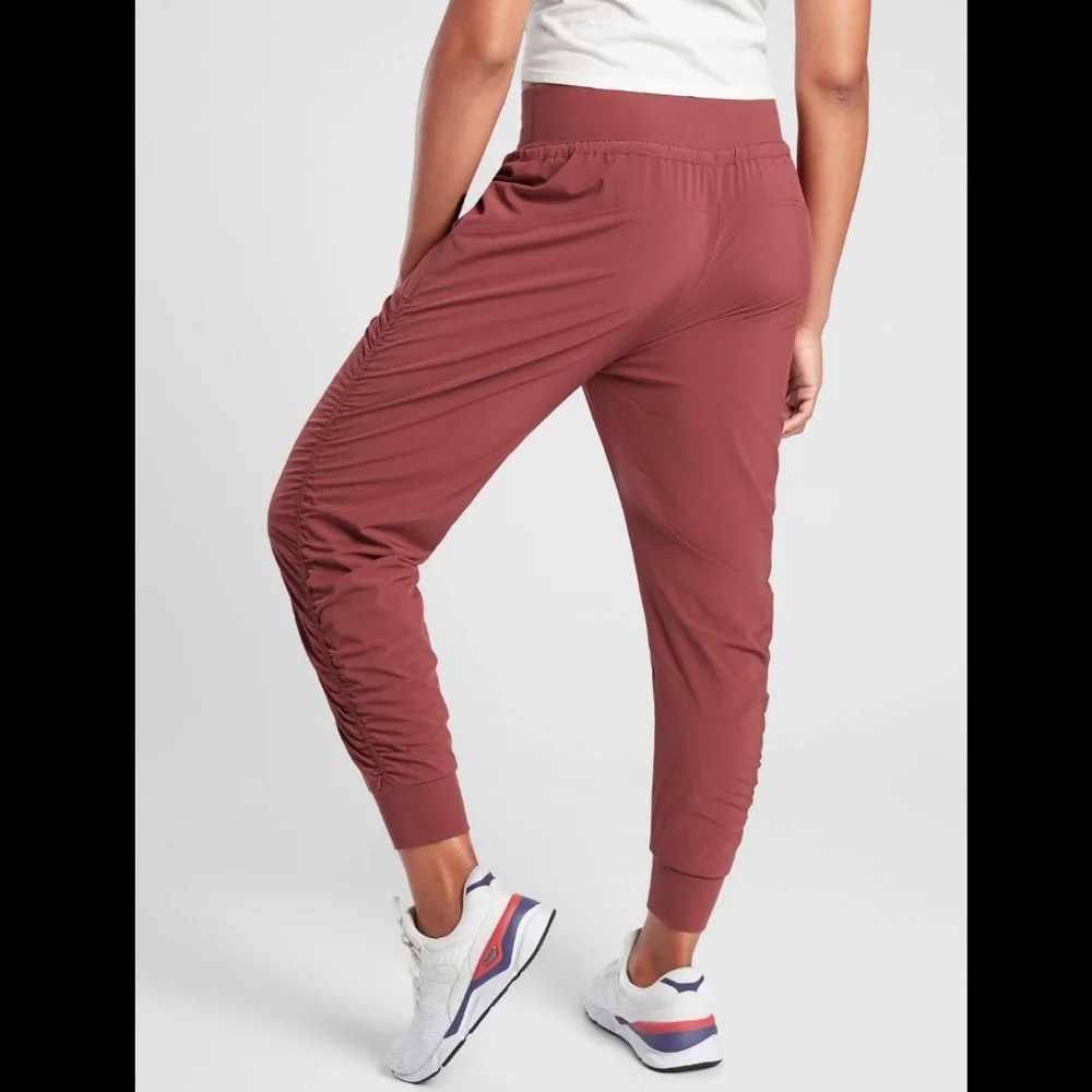 Athleta Attitude Pants Size 4 - Picture 13 of 16